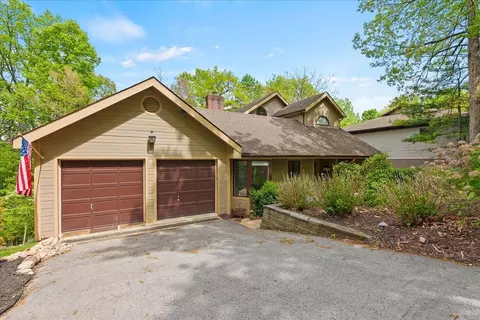 722 Flower Dr, Mcgaheysville, VA 22840