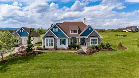 12 Ridgemore Dr, Raphine, VA 24472 photo 2