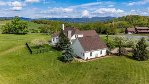12 Ridgemore Dr, Raphine, VA 24472 photo 64