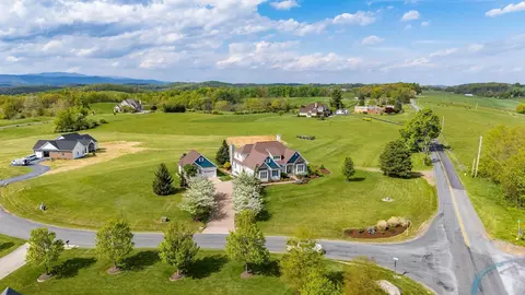 12 Ridgemore Dr, Raphine, VA 24472 photo 73