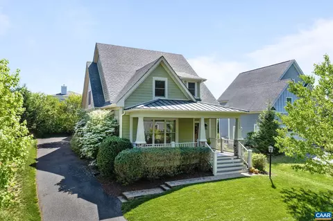 1124 Vegas Ct, Charlottesville, VA 22901