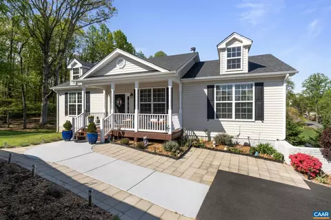 493 Locust Ln, Ruckersville, VA 22968