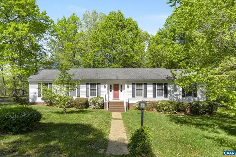 141 Pat Dennis Rd, Scottsville, VA 24590
