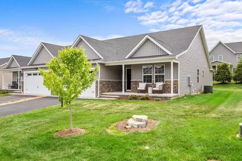 269 Jocelyn Ln, Waynesboro, VA 22980