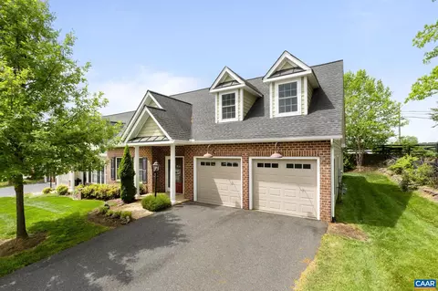 1637 Sawgrass Ct, Charlottesville, VA 22901