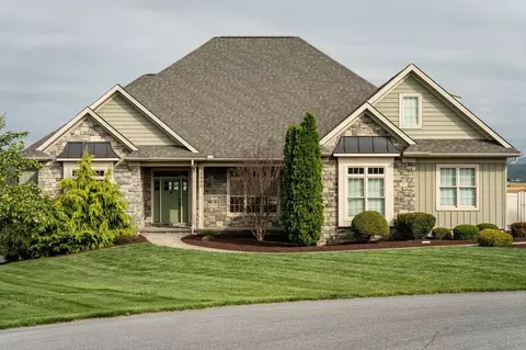 2930 Greenway Ct, Harrisonburg, VA 22802