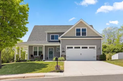 2424 Belvue Rd, Waynesboro, VA 22980