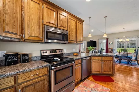 20 Old Oak Dr, Stuarts Draft, VA 24477 photo 6