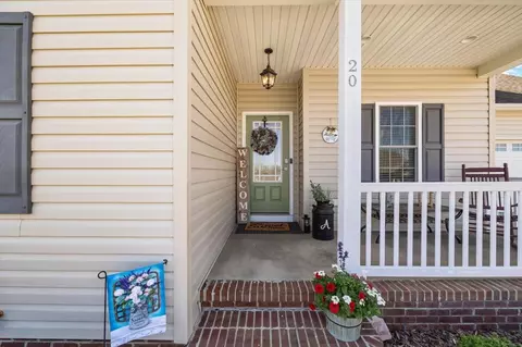 20 Old Oak Dr, Stuarts Draft, VA 24477 photo 3