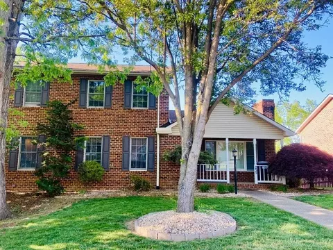 255 Emerald Dr, Harrisonburg, VA 22801