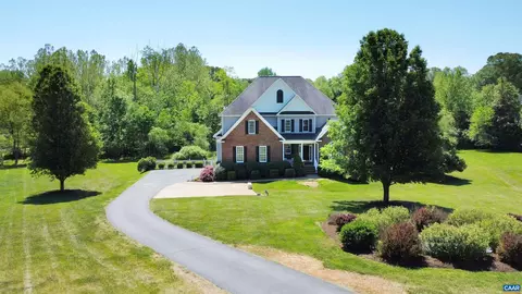 141 Doris Dr, Ruckersville, VA 22968