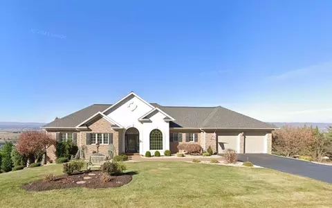 600 Showalter Ct, Broadway, VA 22815