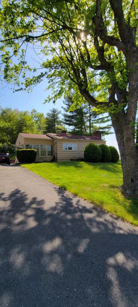 5629 Singers Glen Rd, Harrisonburg, VA 22802