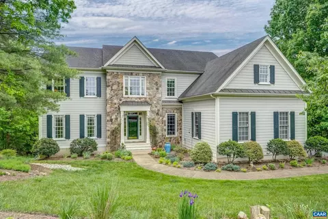 3585 Glasgow Ln, Keswick, VA 22947