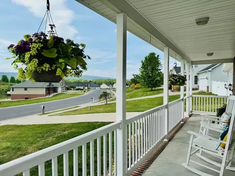 211 Rustic Ave, Broadway, VA 22815 photo 7