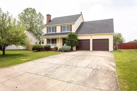 813 Honeysuckle Ln, Harrisonburg, VA 22801
