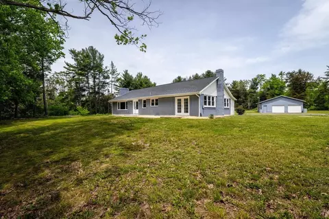 8 Jollett Dr, Grottoes, VA 24441