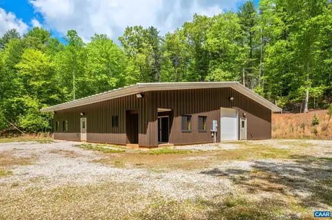 337 Pullets Pl, Nellysford, VA 22958