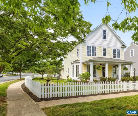 610 Sunflower Ln, Crozet, VA 22932