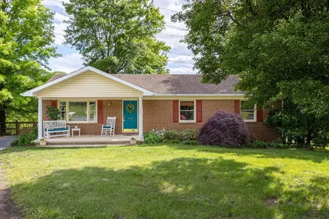 1443 East Ct, Harrisonburg, VA 22801