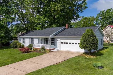 1690 Park Lawn Dr, Harrisonburg, VA 22801