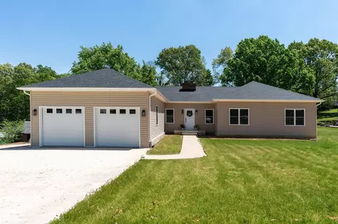 228 William Cousins Rd, Staunton, VA 24401