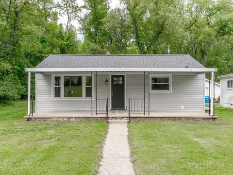 1209 B St, Waynesboro, VA 22980