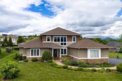 4471 Ridgecrest Ct, Harrisonburg, VA 22801