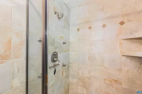 4 Adrian Ct, Palmyra, VA 22963 photo 6