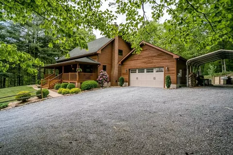 668 Jackson River Tpke, Hot Springs, VA 24445