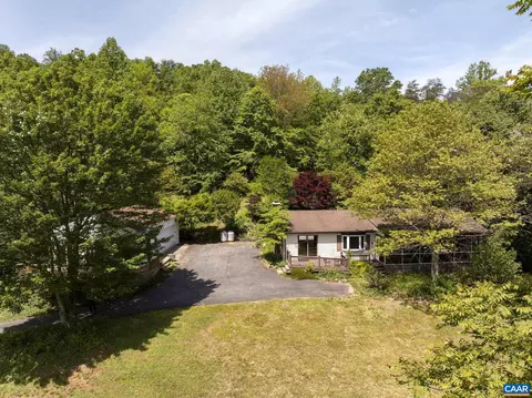 3033 Bacon Hollow Rd, Dyke, VA 22935