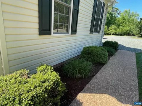 5589 Three Notch Rd, Louisa, VA 23093 photo 10
