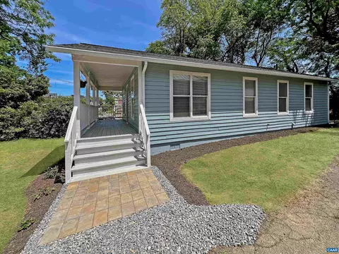 502 SW 9th St SW, Charlottesville, VA 22903