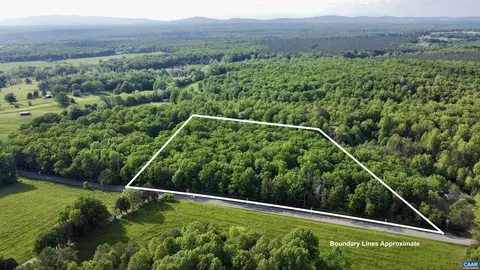 15437 Louisa Rd, Louisa, VA 23093