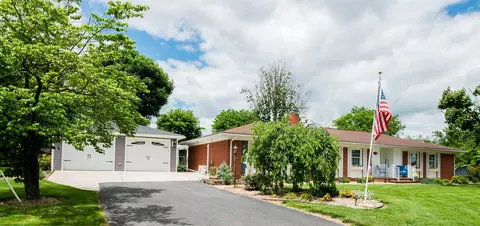132 Skymont Dr, Broadway, VA 22815