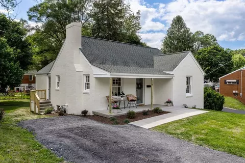 116 Valley Rd, Waynesboro, VA 22980 photo 7