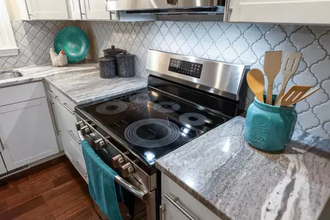 204 Cambridge Dr, Stuarts Draft, VA 24477 photo 11