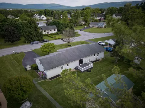 204 Cambridge Dr, Stuarts Draft, VA 24477 photo 46