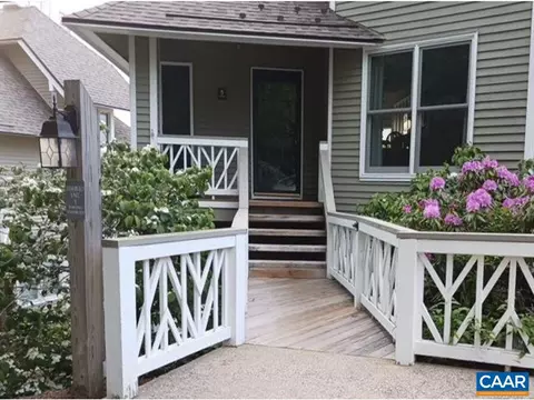 5 Shenandoah Ridge Ct, Roseland, VA 22967
