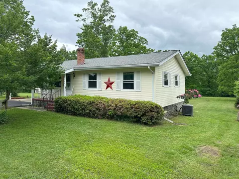 120 Cliffview Dr, Covington, VA 24426 photo 4