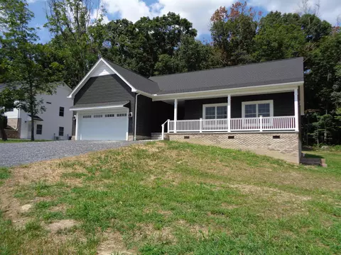 1939 E Saw Mill Ct E, Mcgaheysville, VA 22840