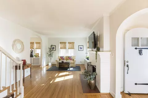644 Pine Ave, Waynesboro, VA 22980 photo 5