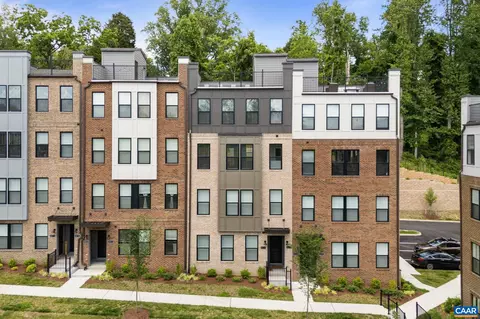 811 Wesley Ln #B, Charlottesville, VA 22911