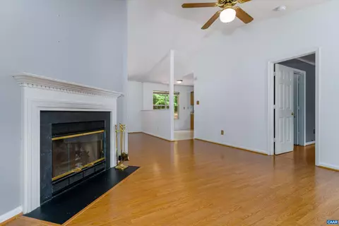 17 Riverside Dr, Palmyra, VA 22963 photo 8