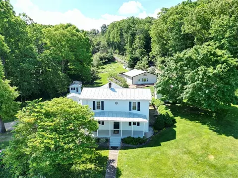 6719 Rocky Bar Rd, Elkton, VA 22827