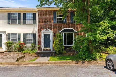2387 Breckenridge Ct, Harrisonburg, VA 22801