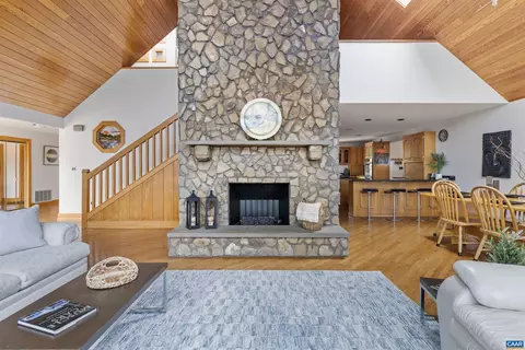 420 Deerpath Rd, Hardy, VA 24101 photo 14