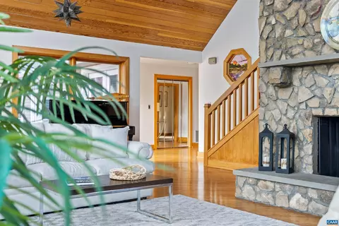 420 Deerpath Rd, Hardy, VA 24101 photo 13