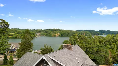 420 Deerpath Rd, Hardy, VA 24101 photo 4