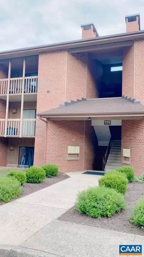 139 Green Turtle Ln, Charlottesville, VA 22901